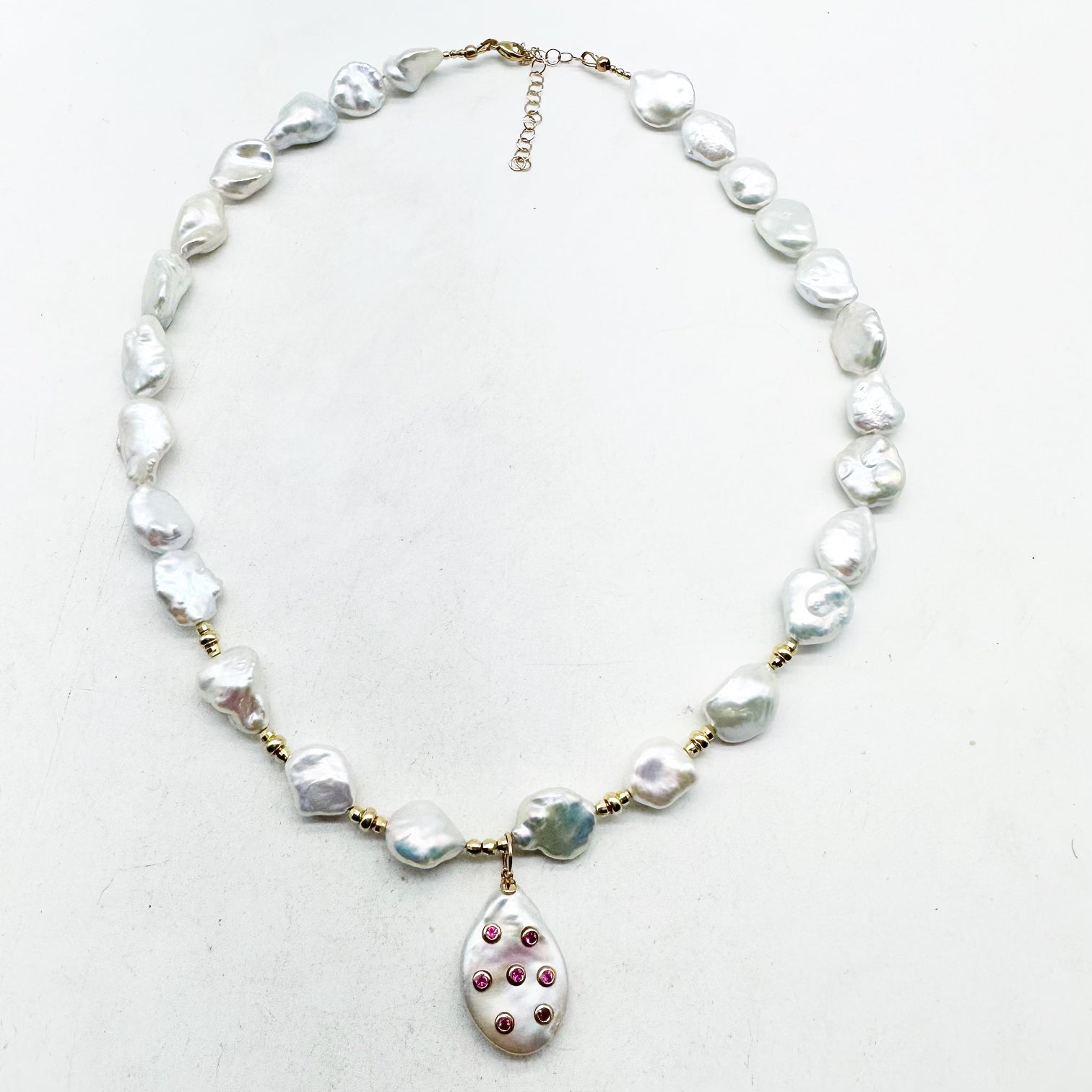 WHITE KEISHI PEARL NECKLACE