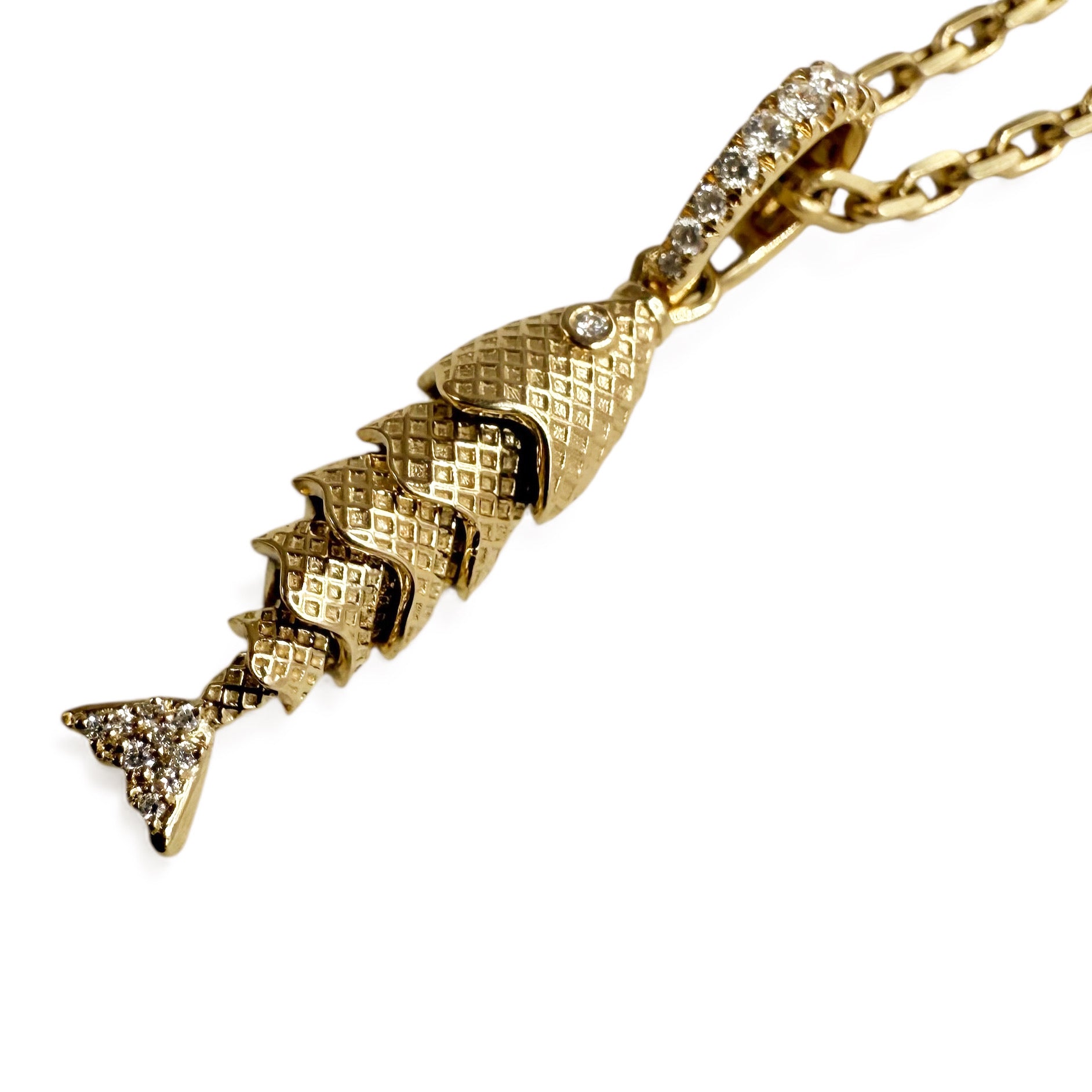 14K GOLD AND DIAMOND FISH CHARM