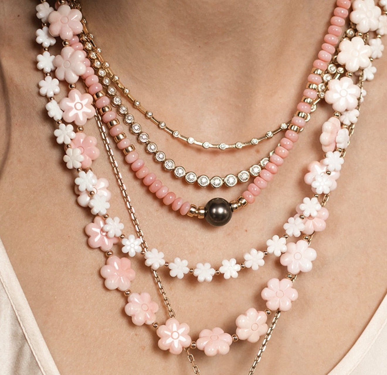 THE FLOWER GIRL NECKLACE