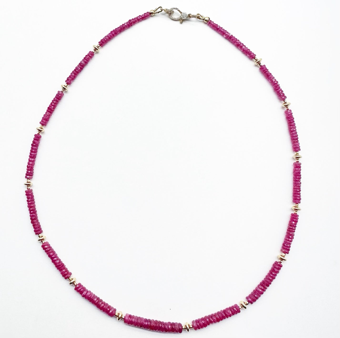 PINK SAPPHIRE NECKLACE WITH DIAMOND CLASP