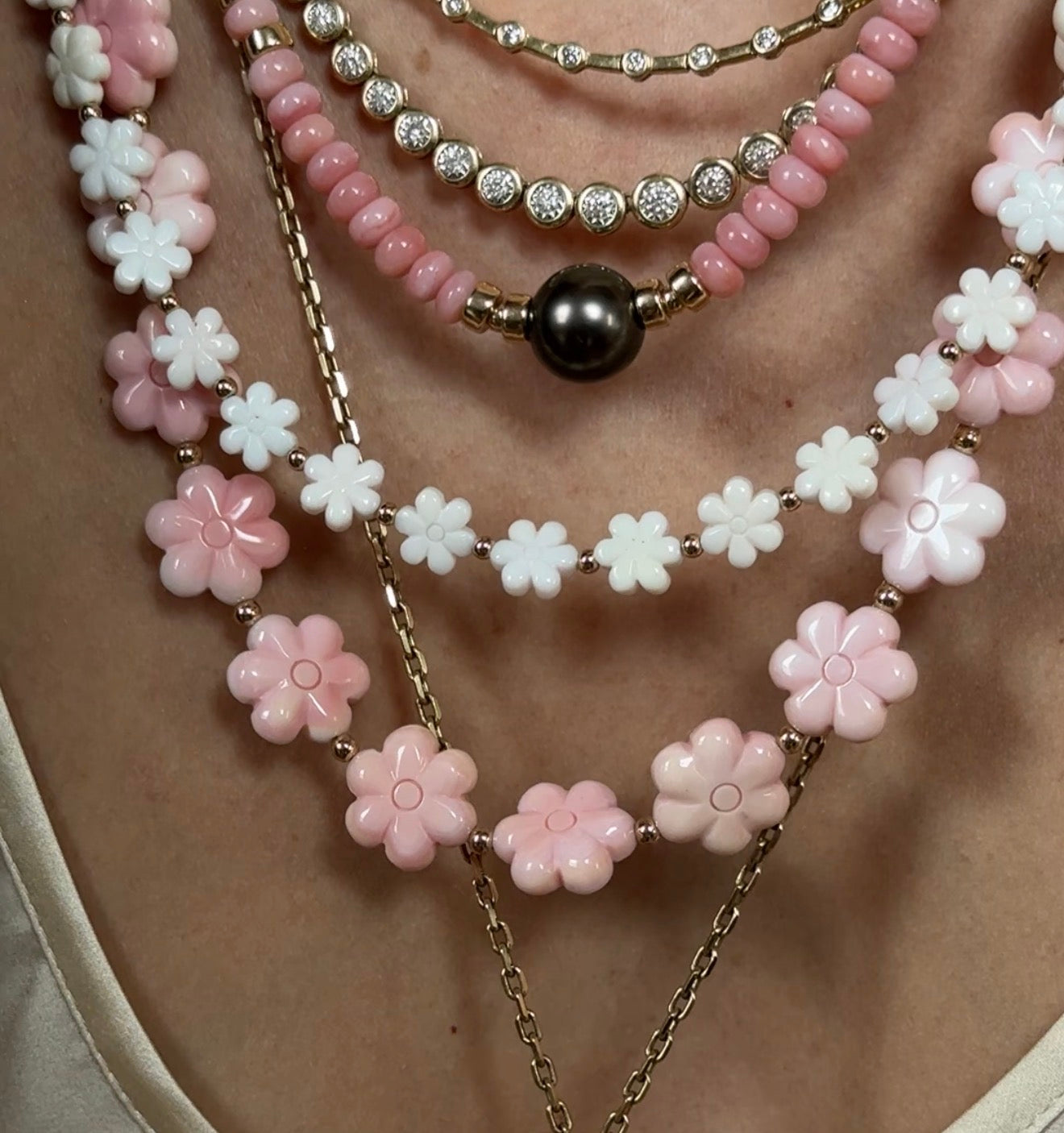 THE FLOWER GIRL NECKLACE