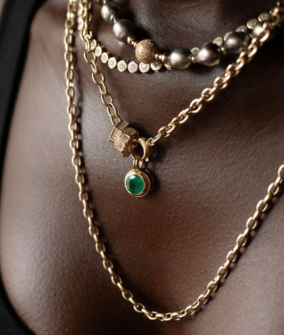 14K GOLD AND EMERALD CLIP CHARM
