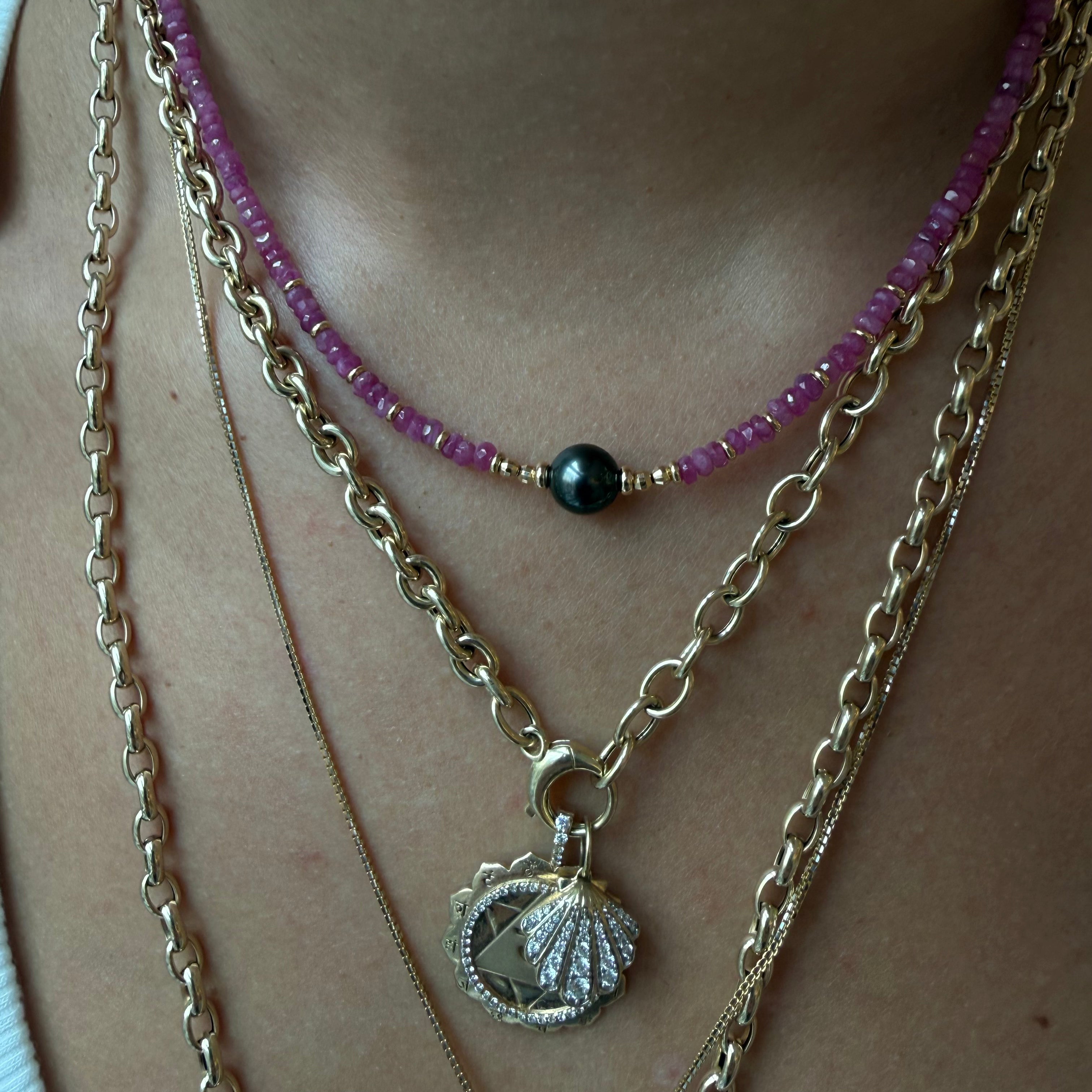 TURQUOISE OR PINK SAPPHIRE AND BABY TAHITIAN PEARL NECKLACE