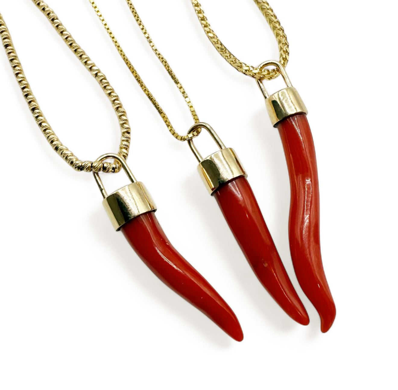 CORAL CORNICELLO PROTECTION AMULET SET IN SOLID 14K GOLD