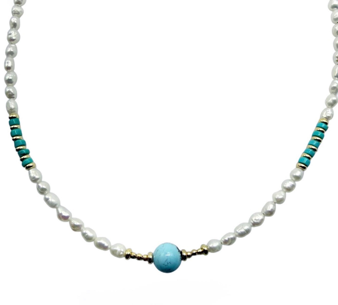 THE WHITE PEARLS WITH TURQUIOSE