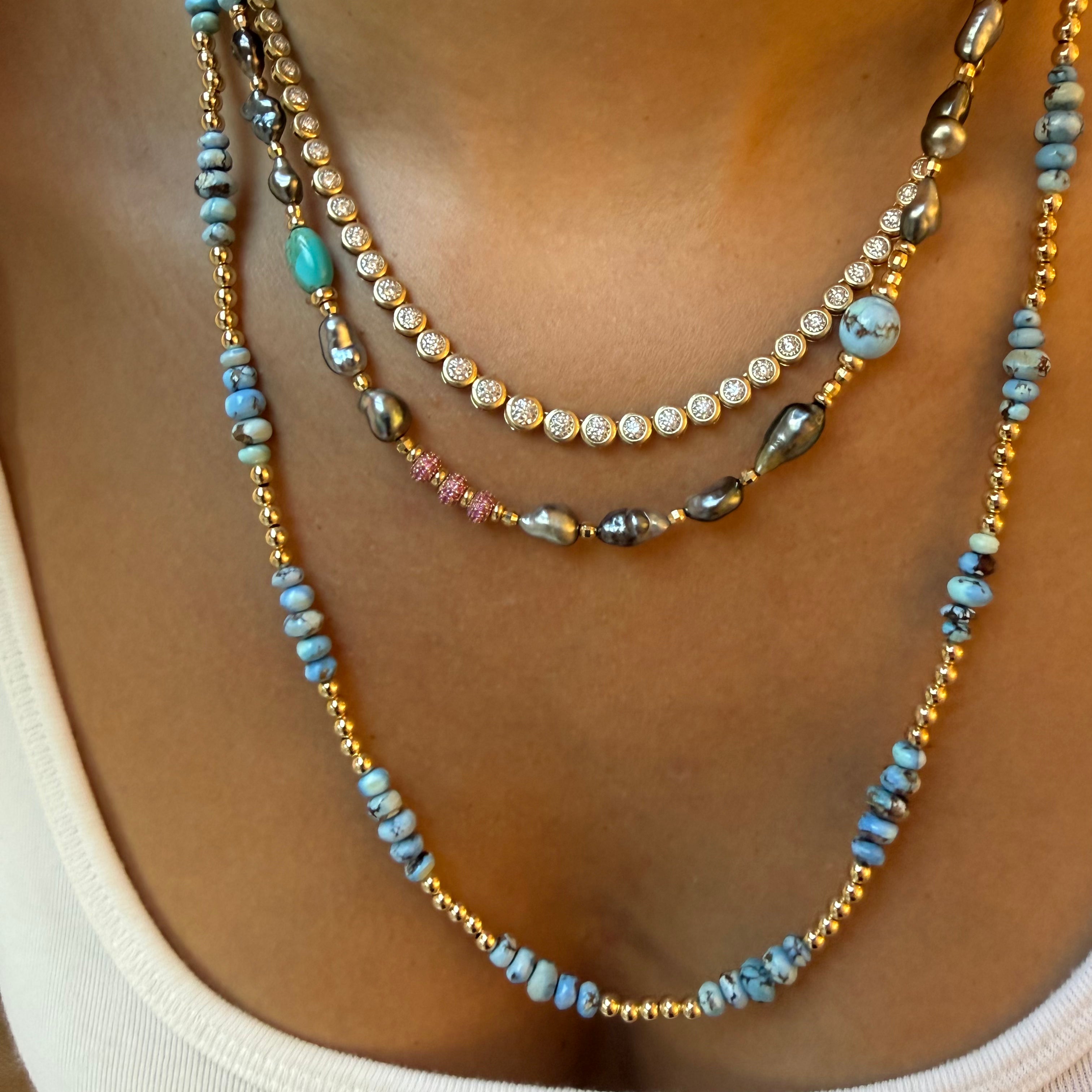 GOLDEN HILL & GOLD BEADED NECKLACE