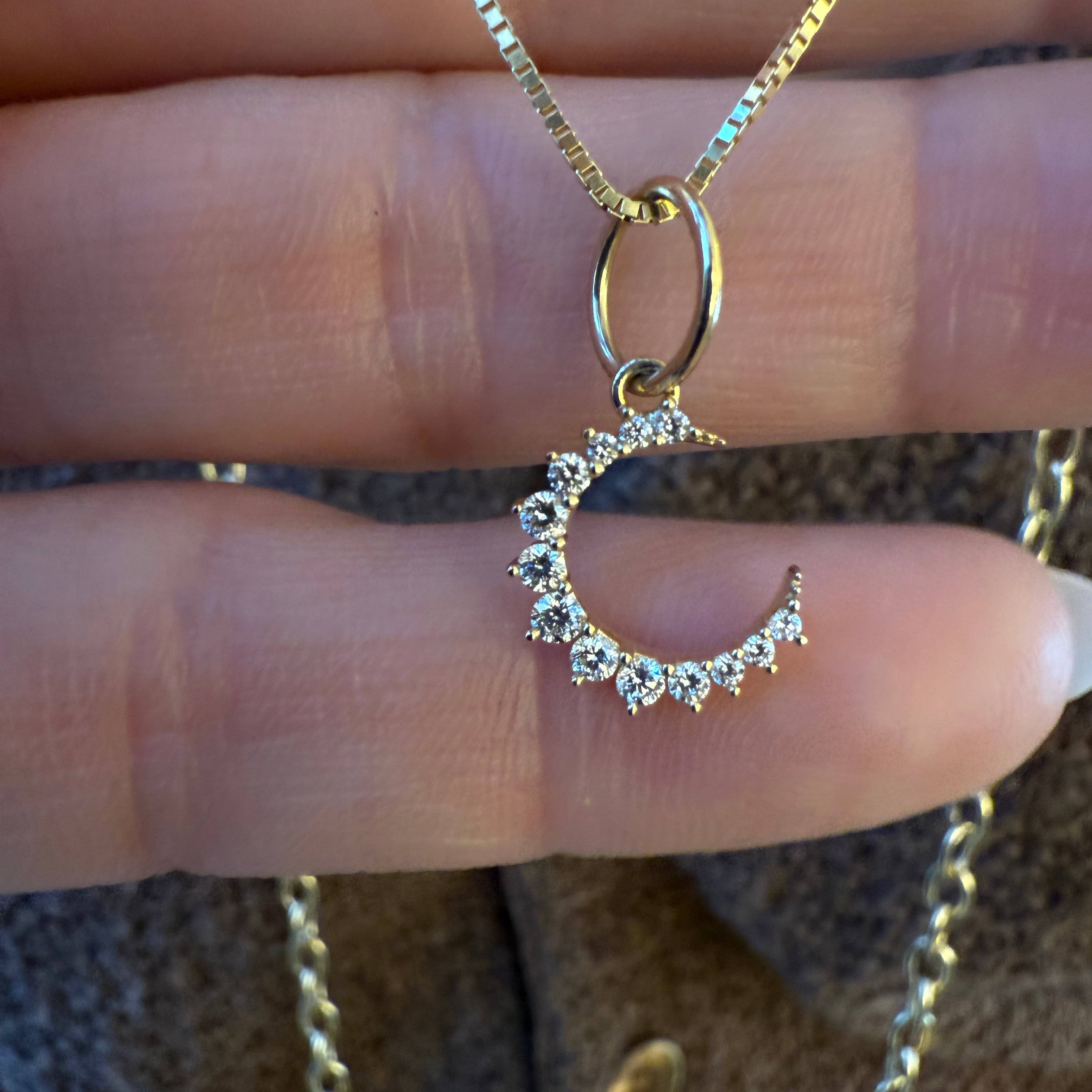 14K GOLD & DIAMOND CRESCENT MOON