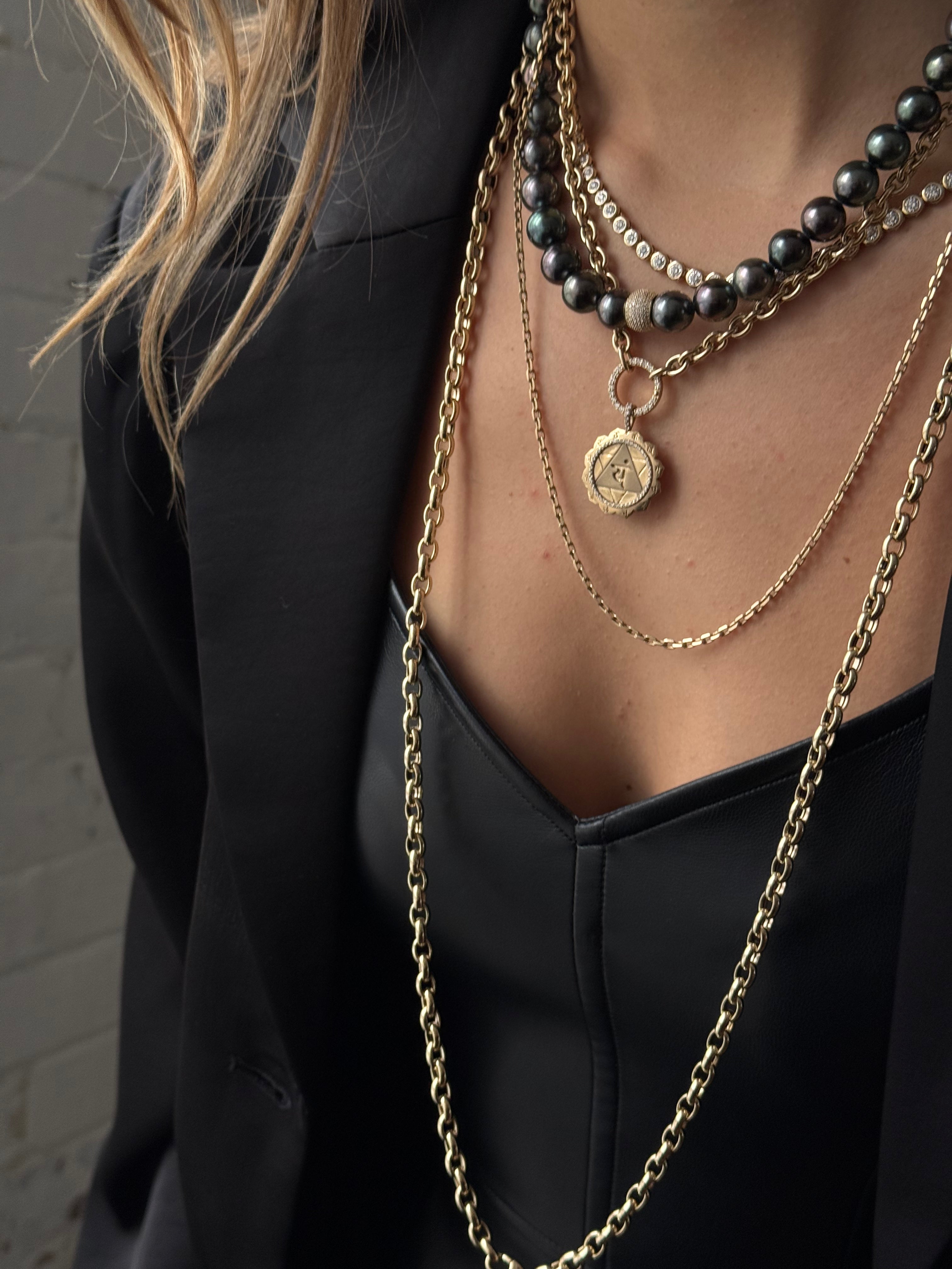 TAHITIAN PEARL NECKLACE WITH 14K GOLD