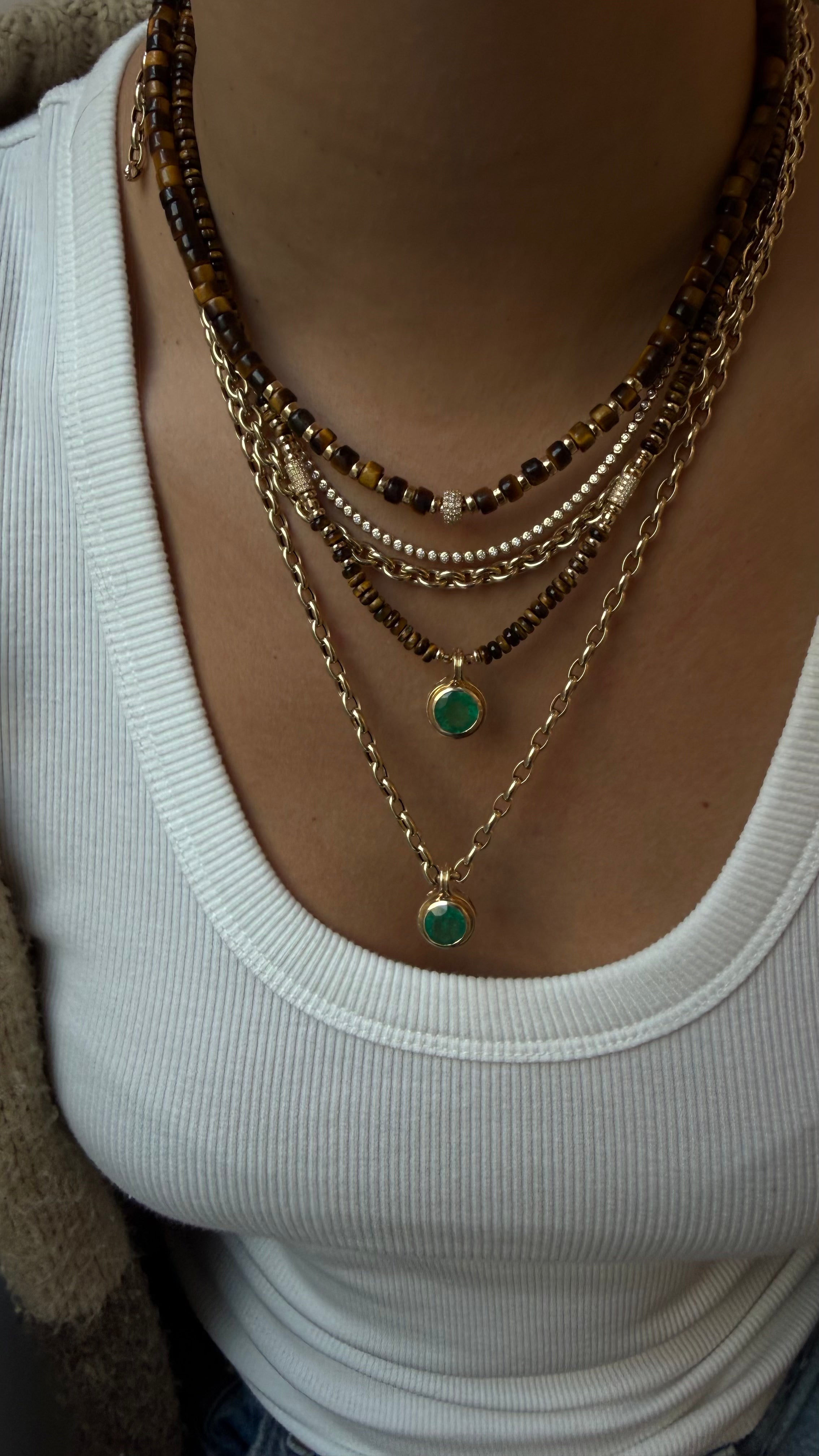 14K GOLD AND EMERALD CLIP CHARM