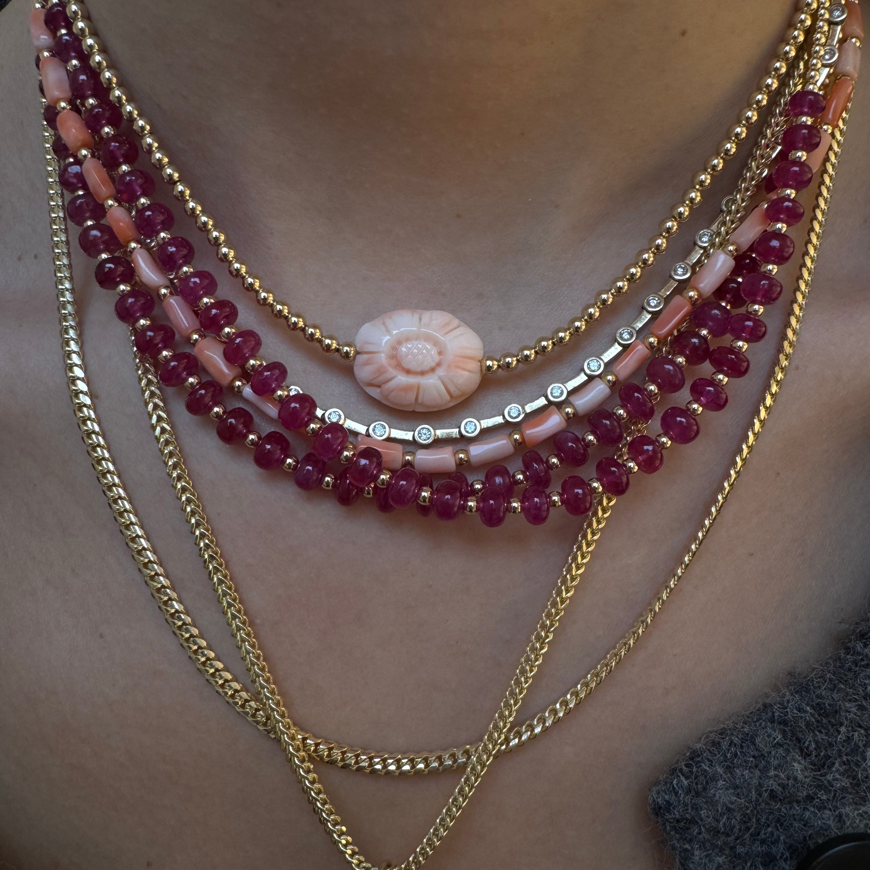 CORAL AND GOLD BEADED NECKLACE