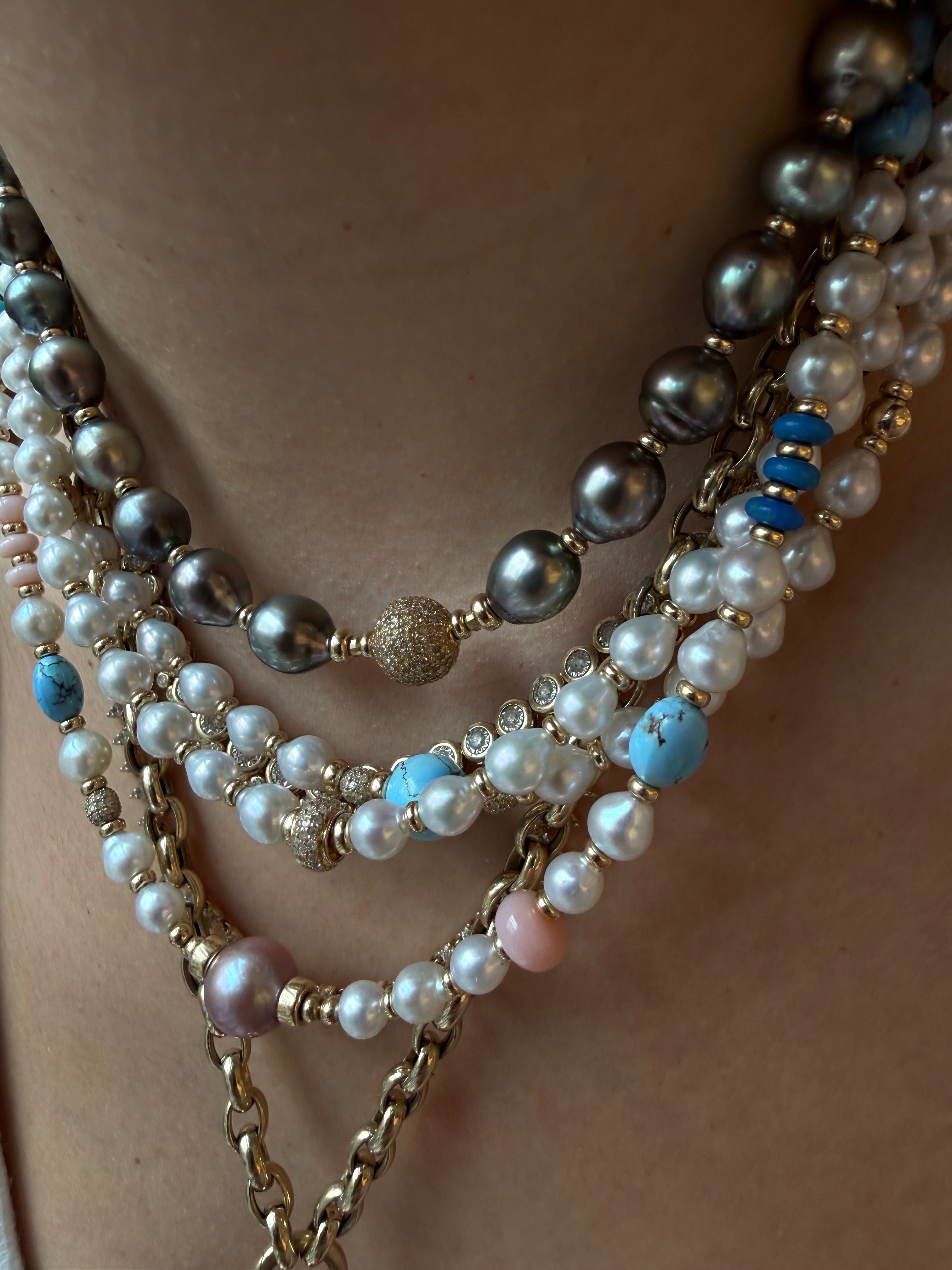 TAHITIAN PEARL NECKLACE WITH DIAMOND FOCAL BEAD