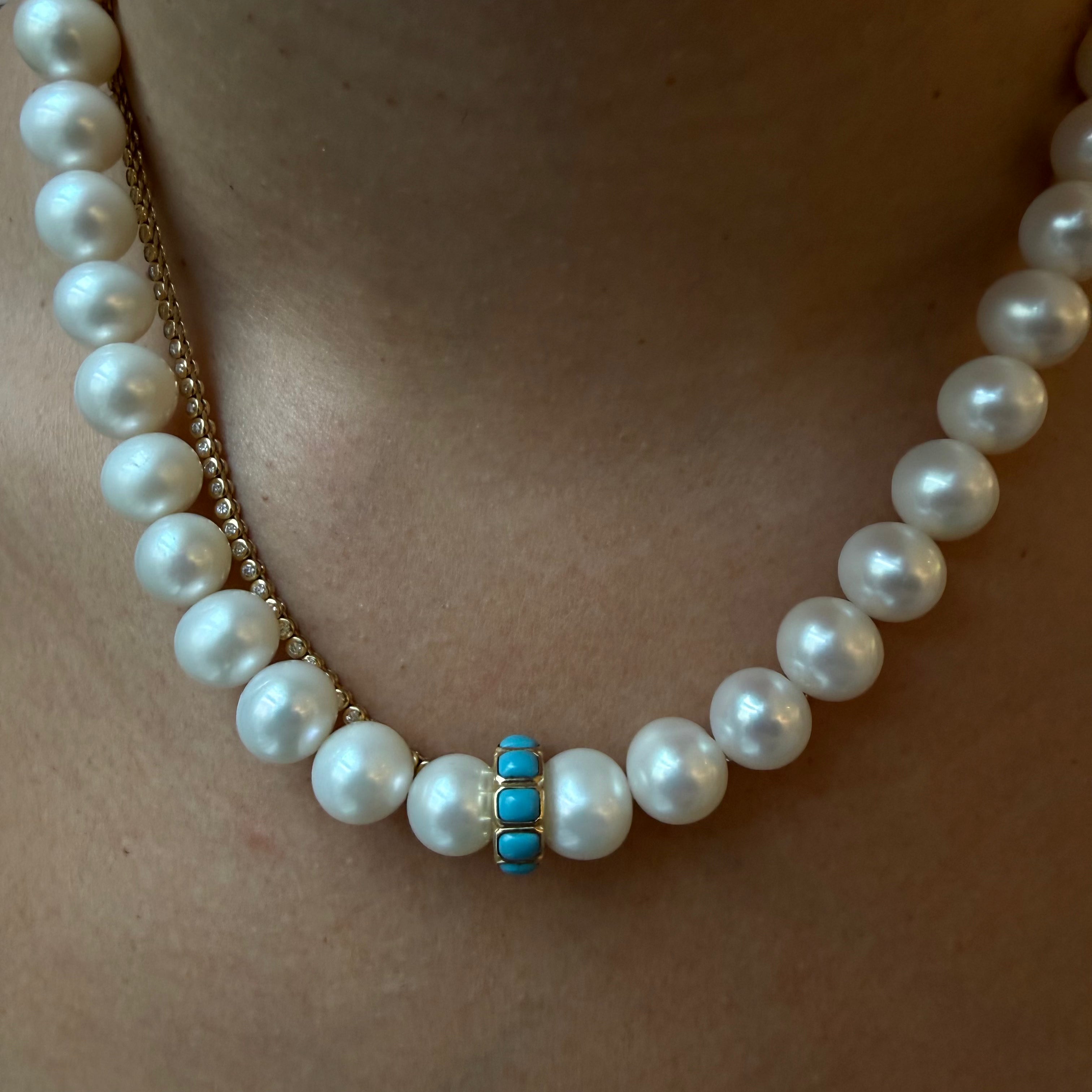 PEARL & TURQUOISE BEAD NECKLACE