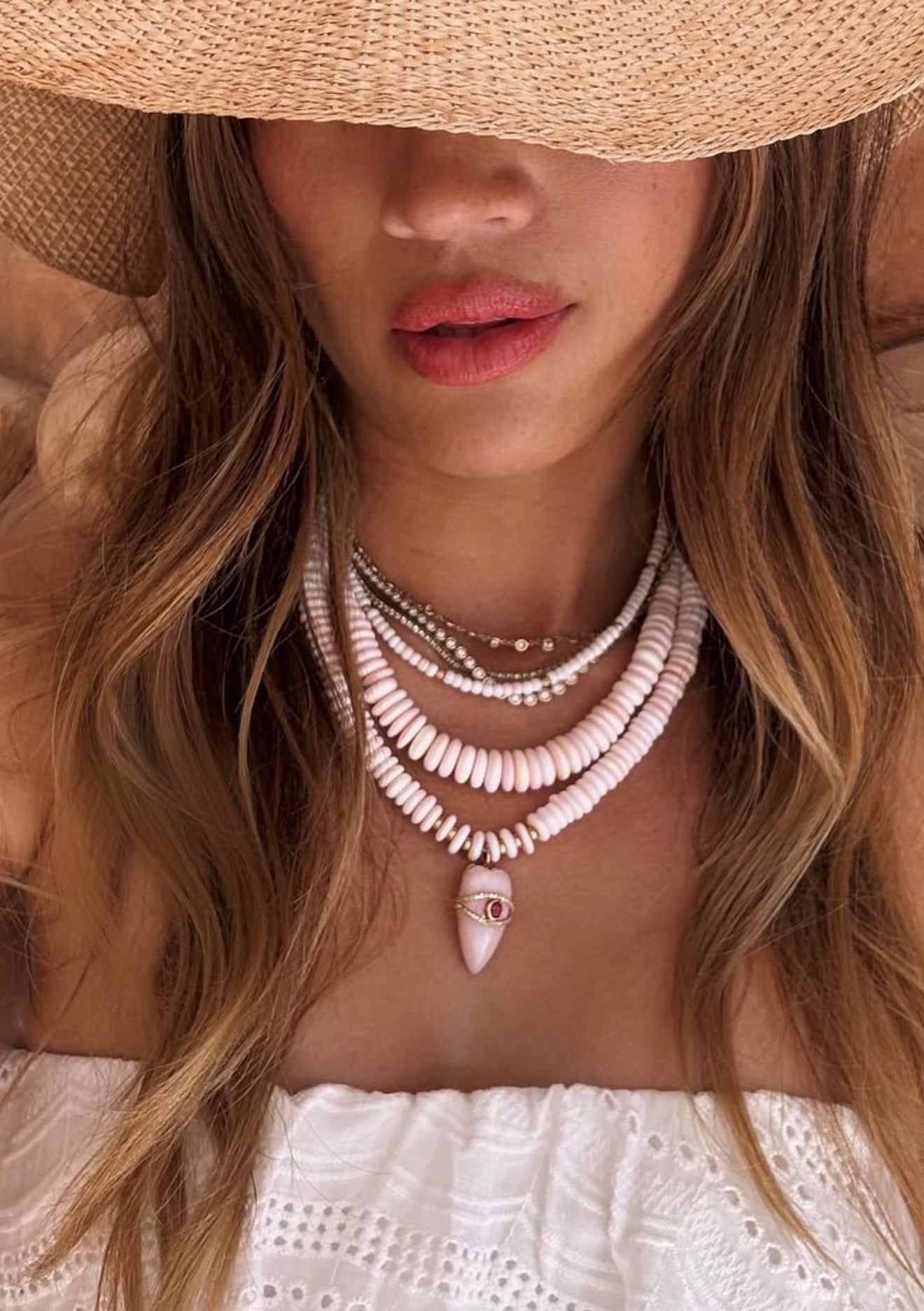 14k GOLD PINK OPAL & DIAMOND NECKLACE ON PINK SHELLS