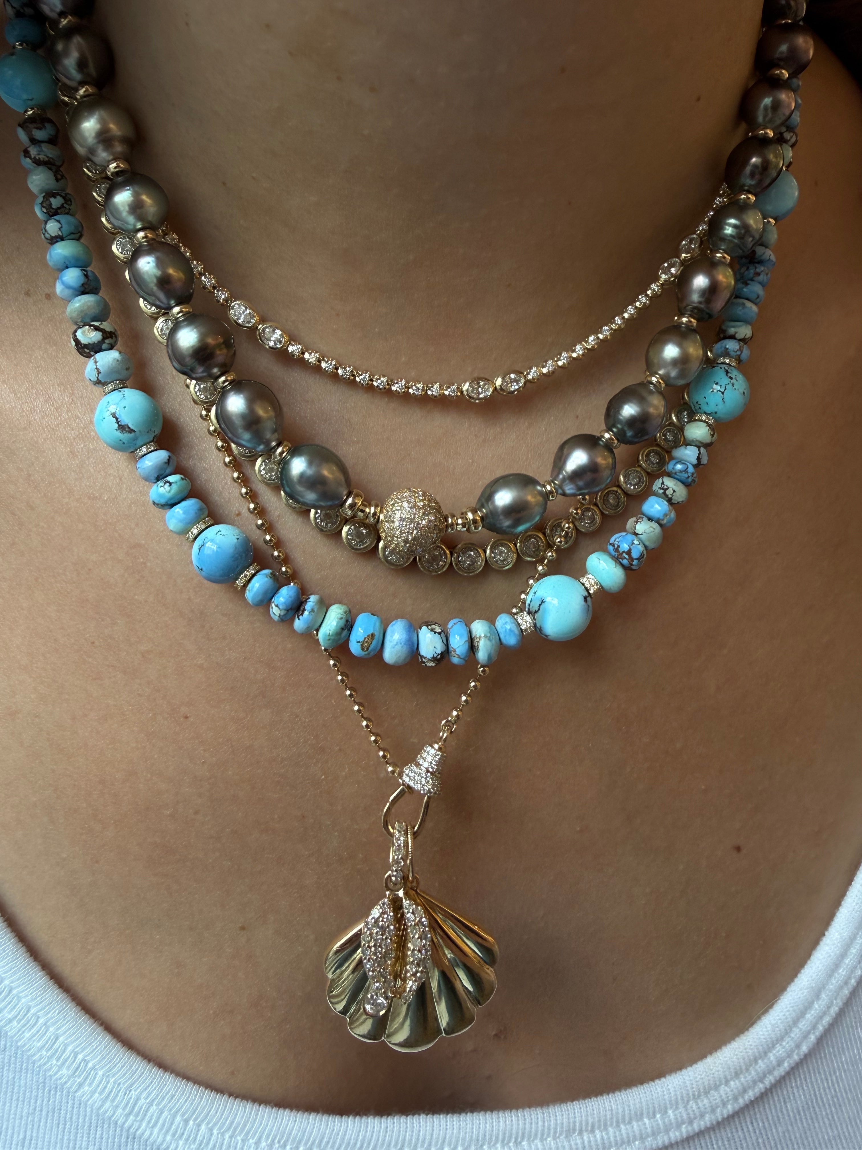 TAHITIAN PEARL NECKLACE WITH OR WITHOUT DIAMOND FOCAL BEAD