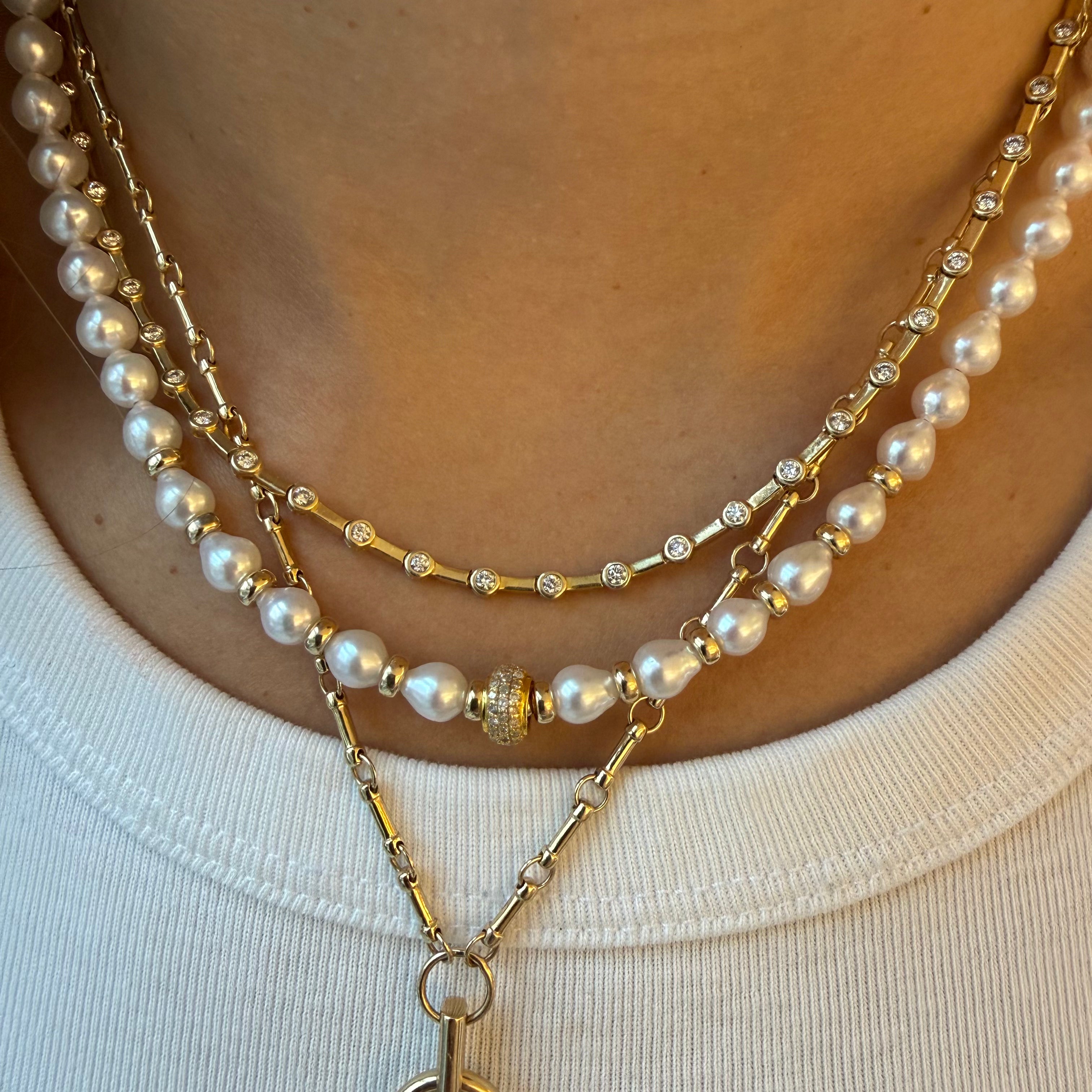 AKOYA PEARL AND 14K GOLD NECKLACE WITH DIAMOND FOCAL BEAD
