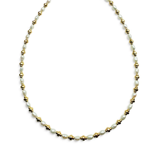 PEARL & GOLD BEADED NECKLACE