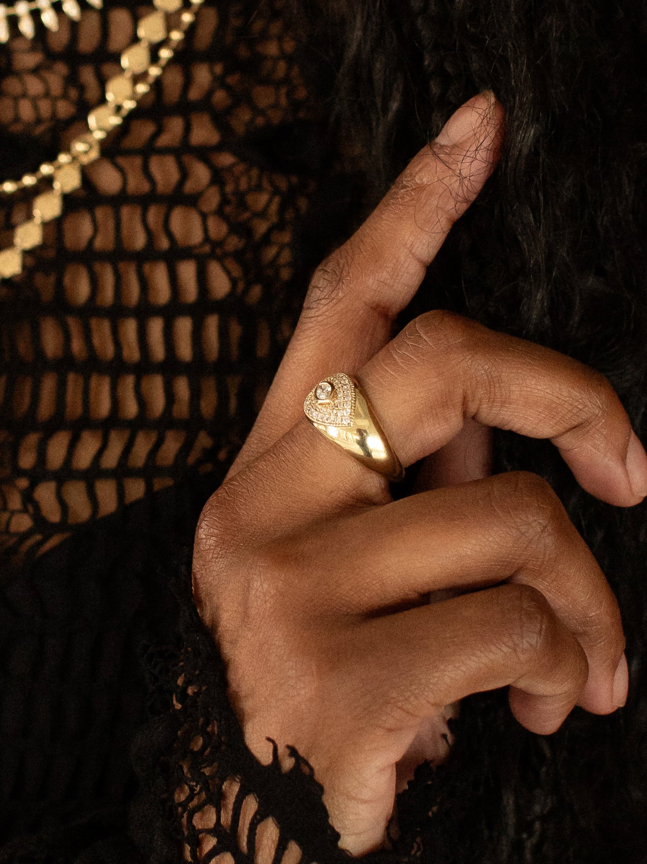 14K GOLD AND DIAMOND PROTECTION RING