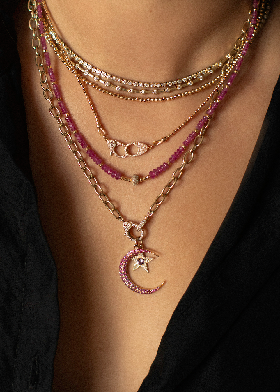 14K GOLD & PINK SAPPHIRE CRESCENT MOON