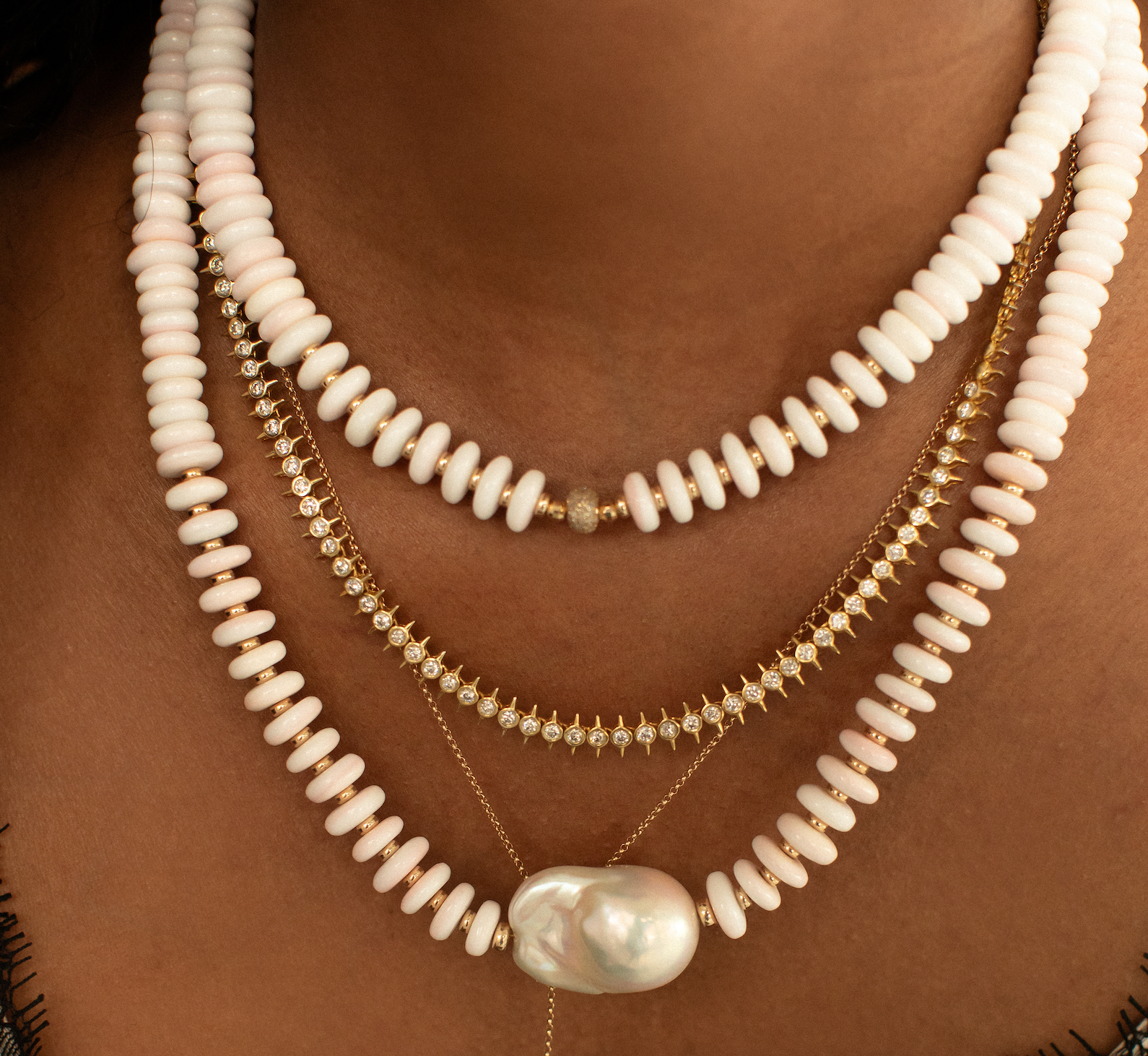 8MM PINK SHELL & 14K GOLD & DIAMOND BEAD NECKLACE
