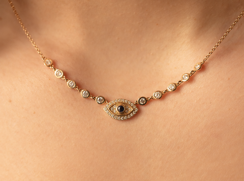14K GOLD AND DIAMOND EVIL EYE NECKLACE