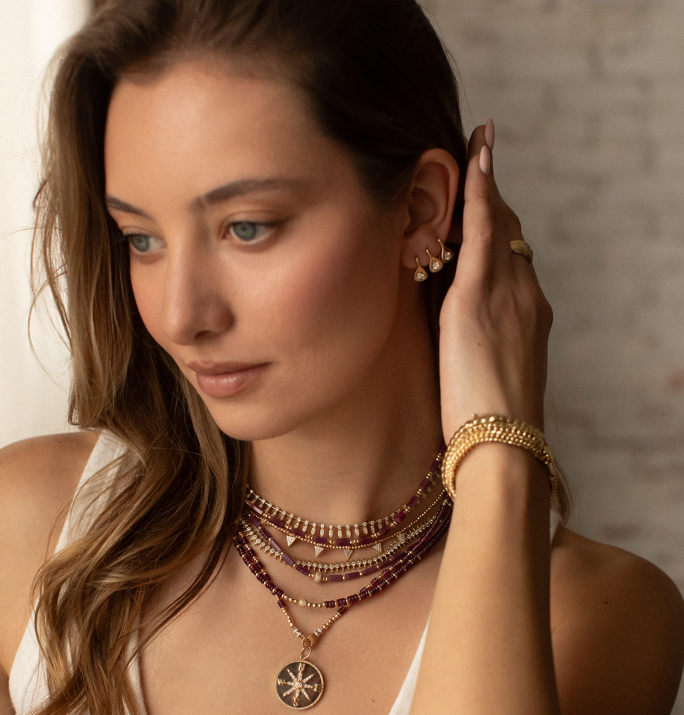 14K GOLD DIAMOND DROP EARRINGS.