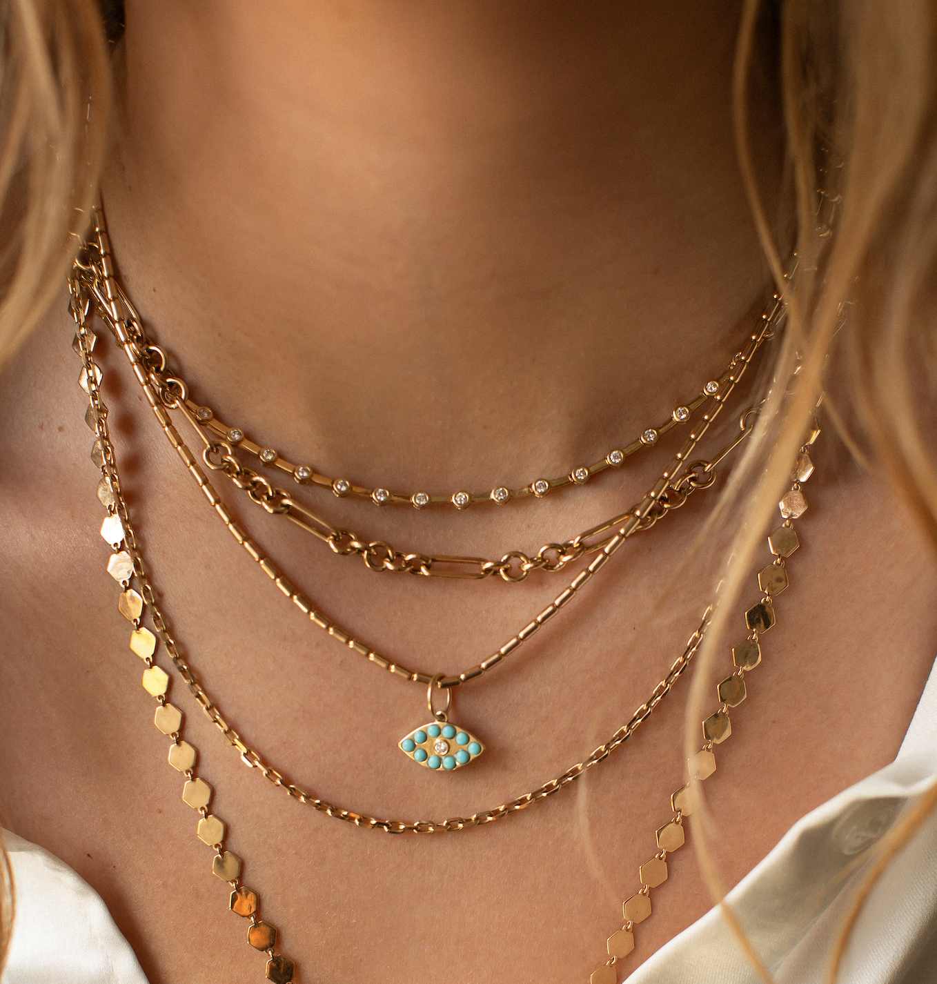 BEZEL DIAMOND TENNIS NECKLACE WITH GOLD BARS