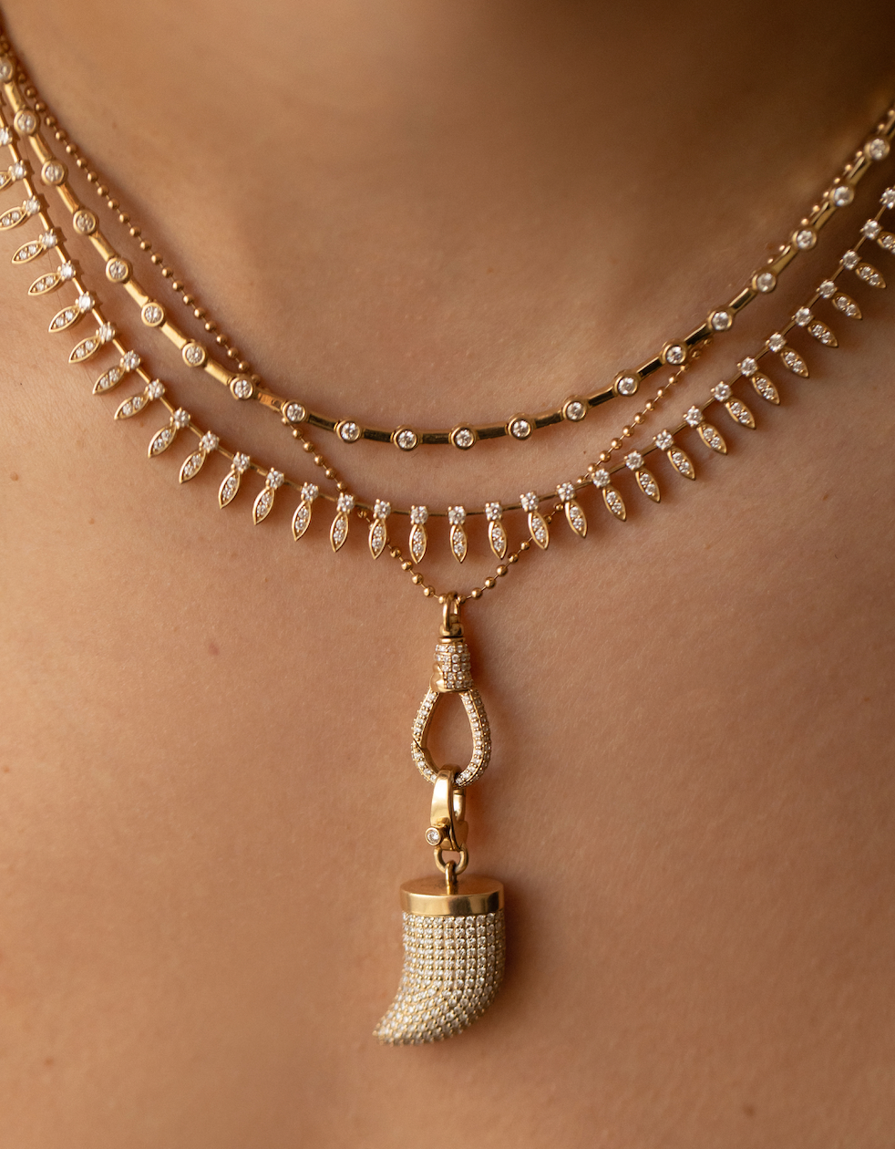 BEZEL DIAMOND TENNIS NECKLACE WITH GOLD BARS