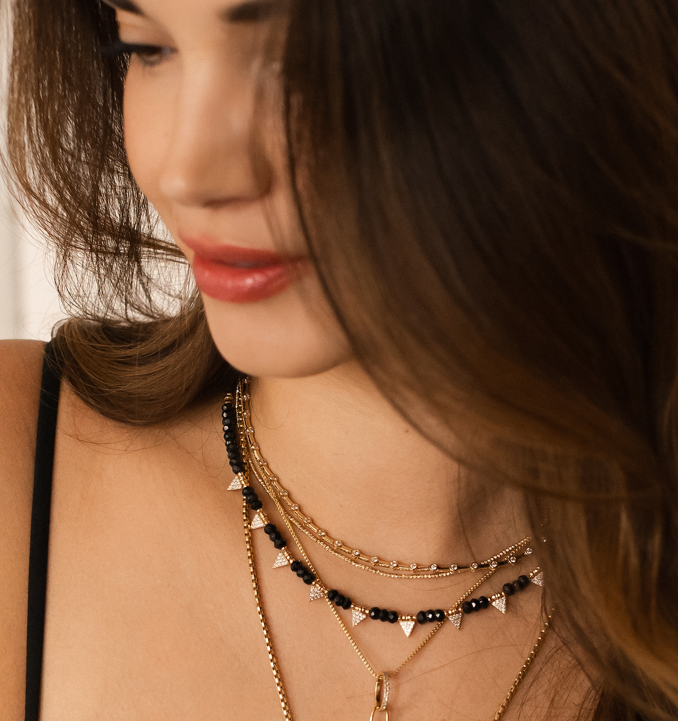 14K GOLD BEADED NECKLACE WITH DIAMOND TRIANGLES