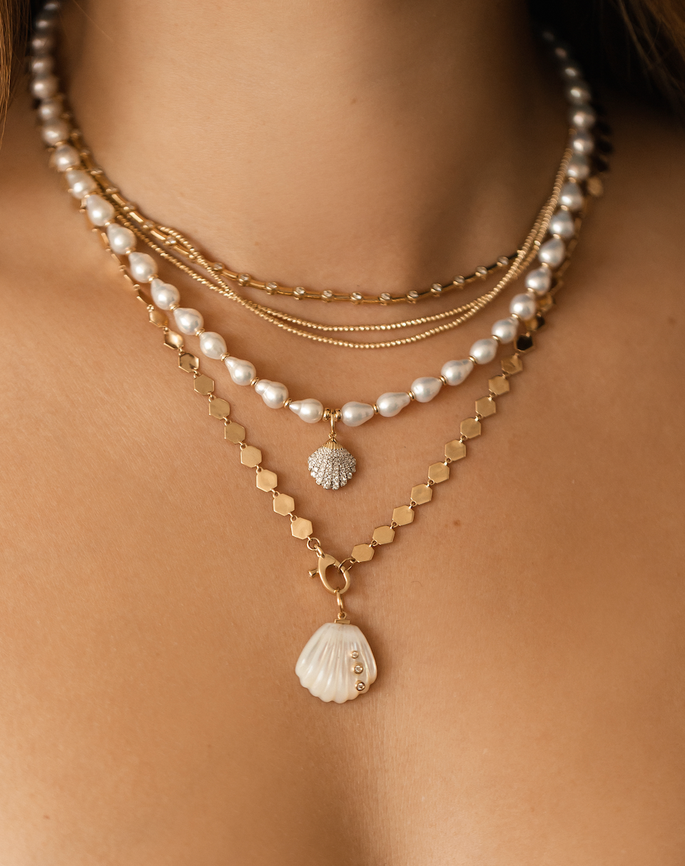 14K GOLD & DIAMOND MOTHER OF PEARL SHELL CHARM