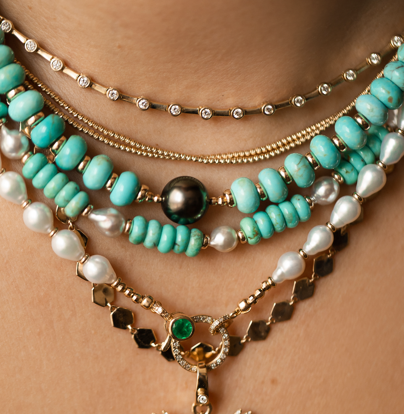 THE GOLD SPARKLE BEADED CHAIN