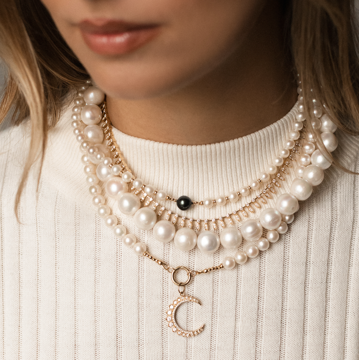 FRESH WATER PEARL ROUNDS