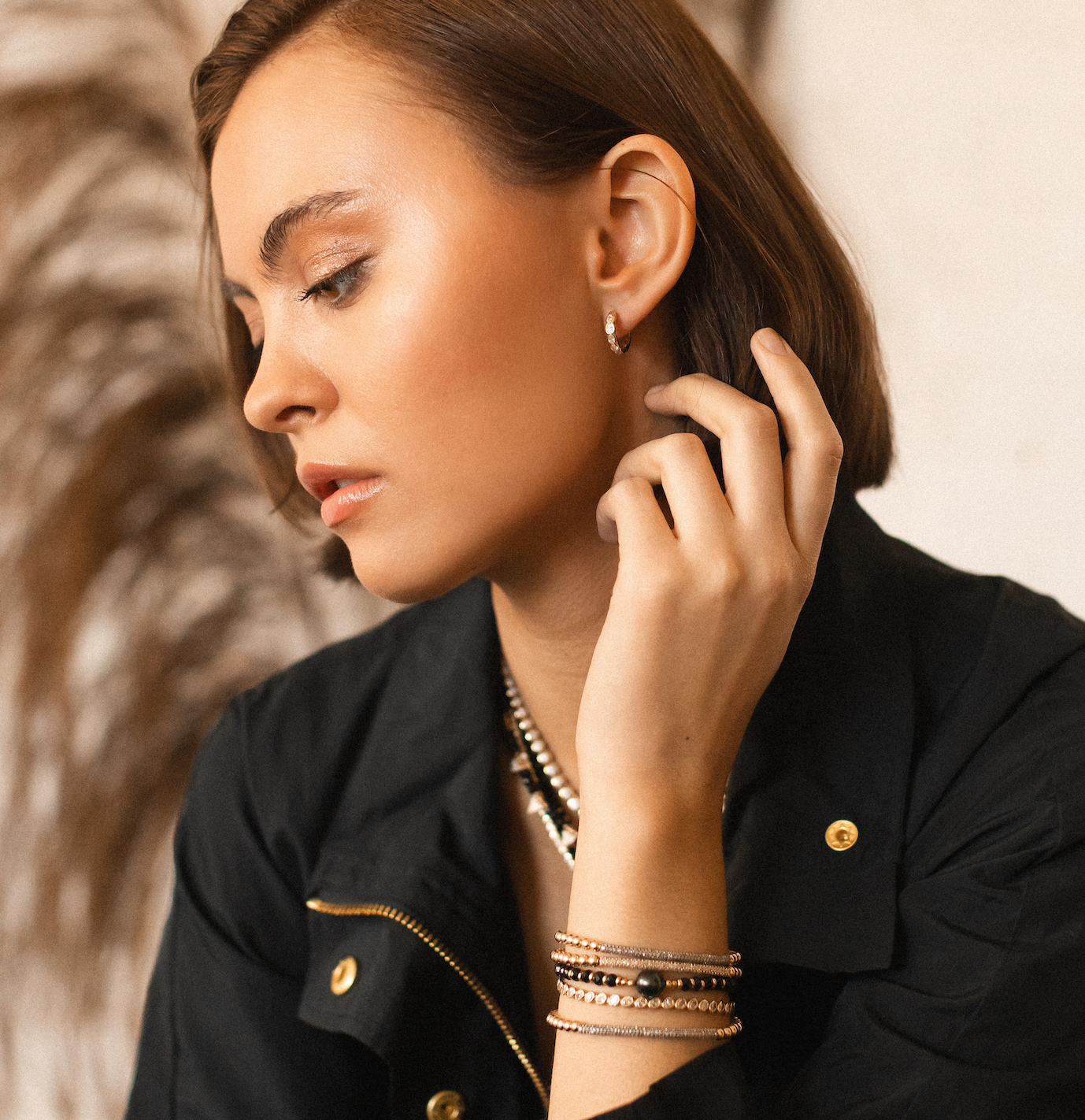 14K GOLD & DIAMOND HOOPS