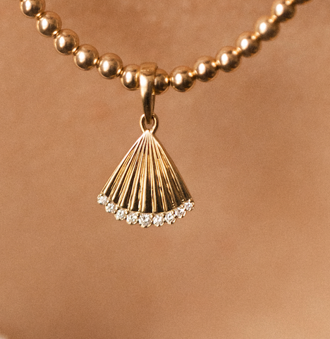 SOLID 14K GOLD & DIAMOND BUTTERFLY WING