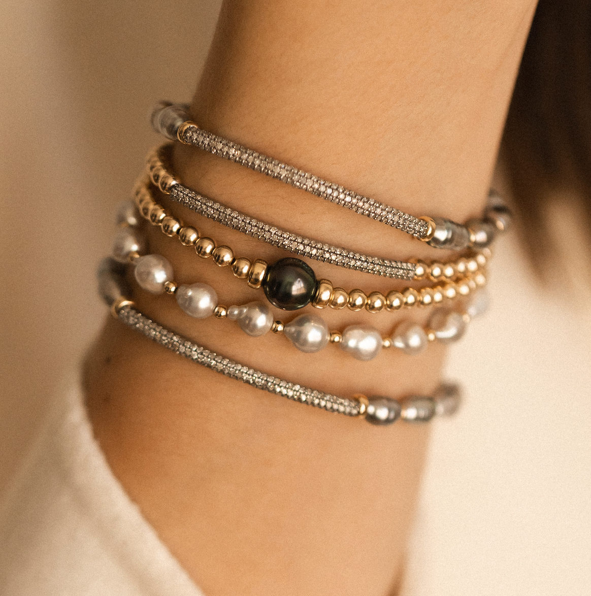 14K GOLD & TAHITIAN PEARL BRACELET