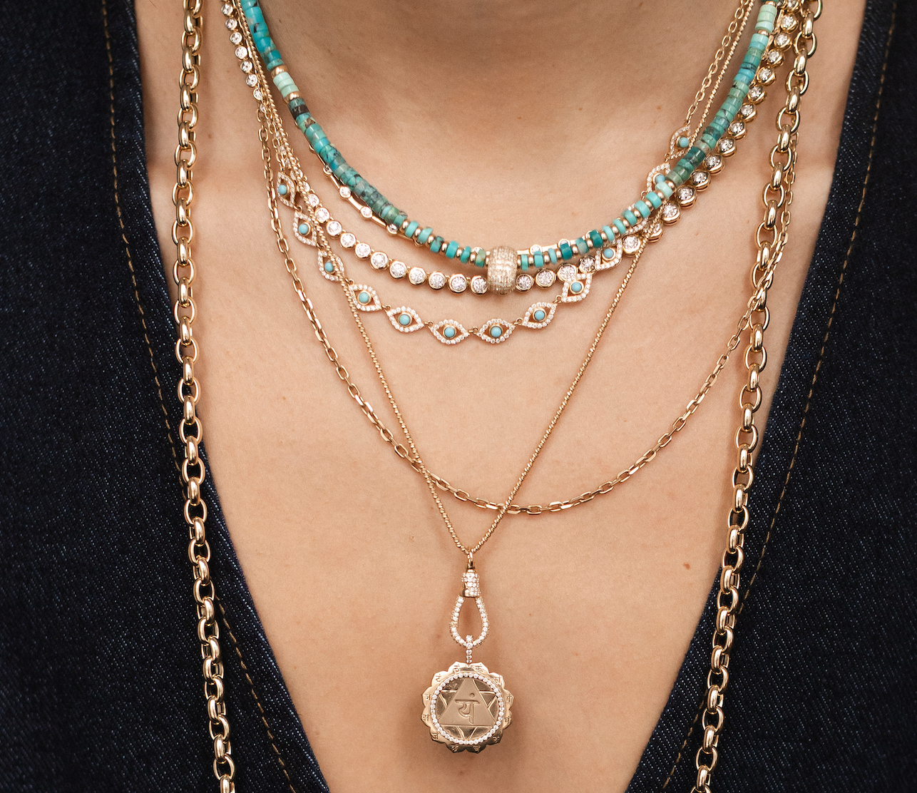 THE GOLD SPARKLE BEADED CHAIN