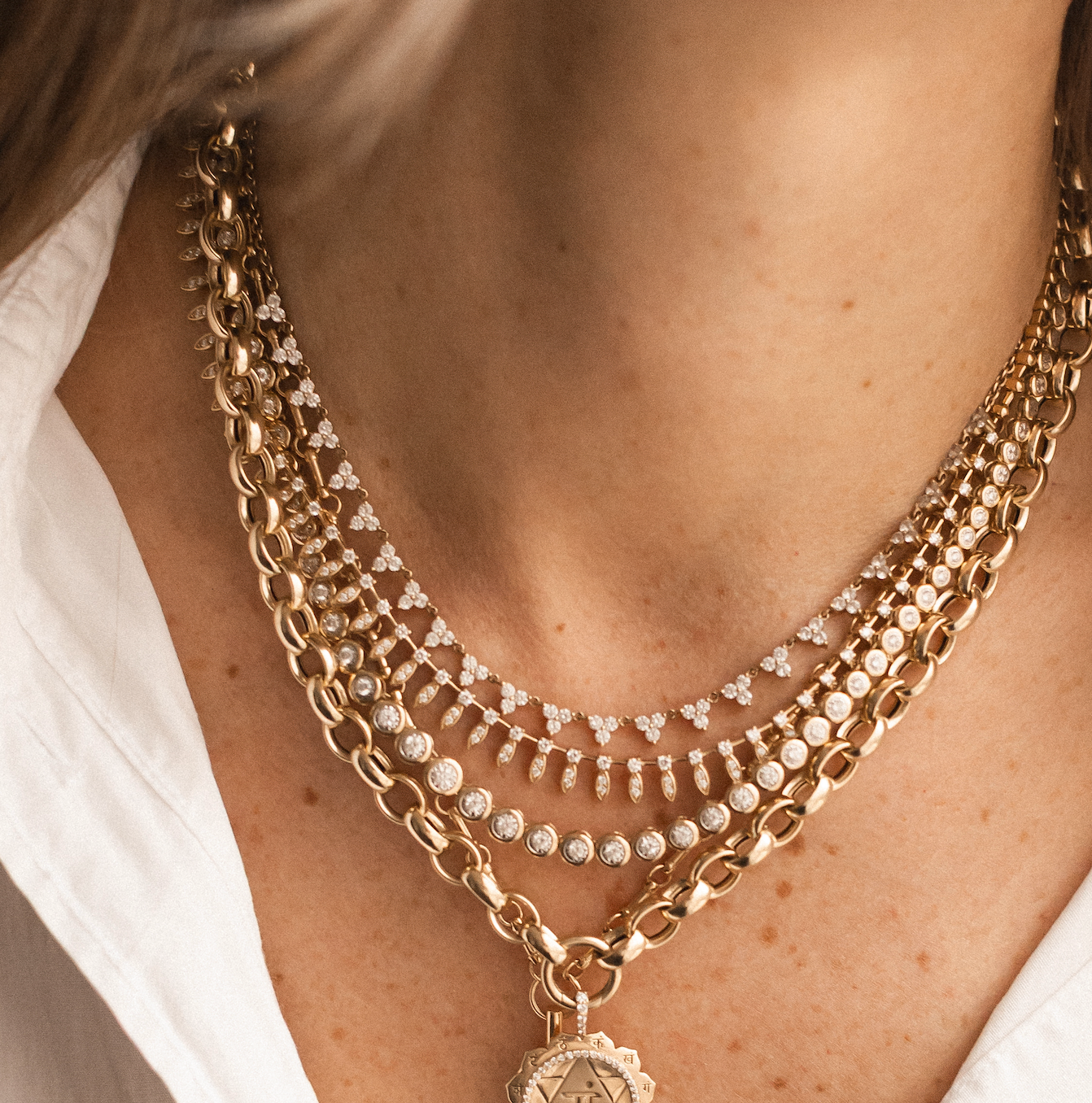 DIAMOND CLUSTER NECKLACE