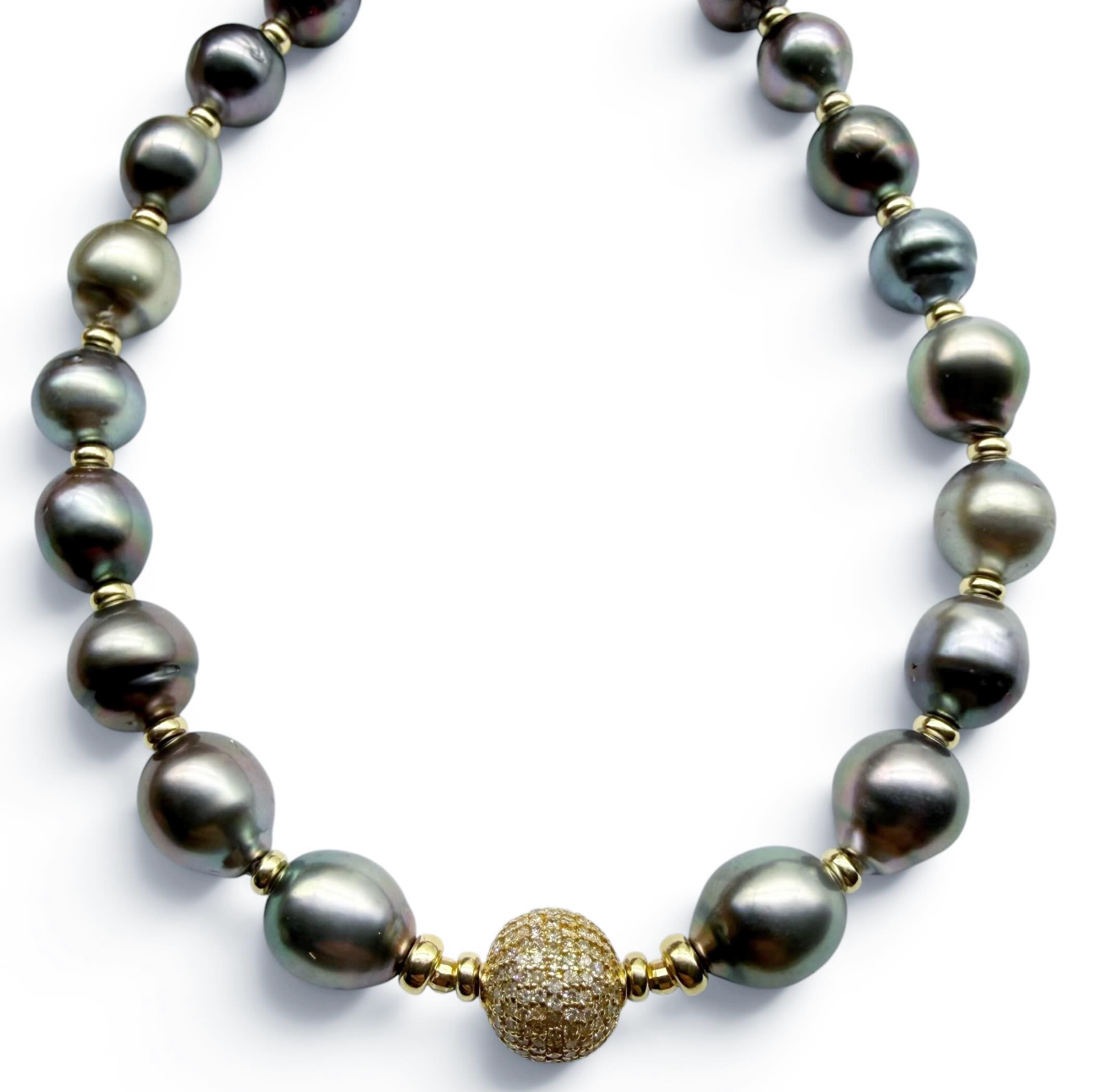 TAHITIAN PEARL NECKLACE WITH DIAMOND FOCAL BEAD