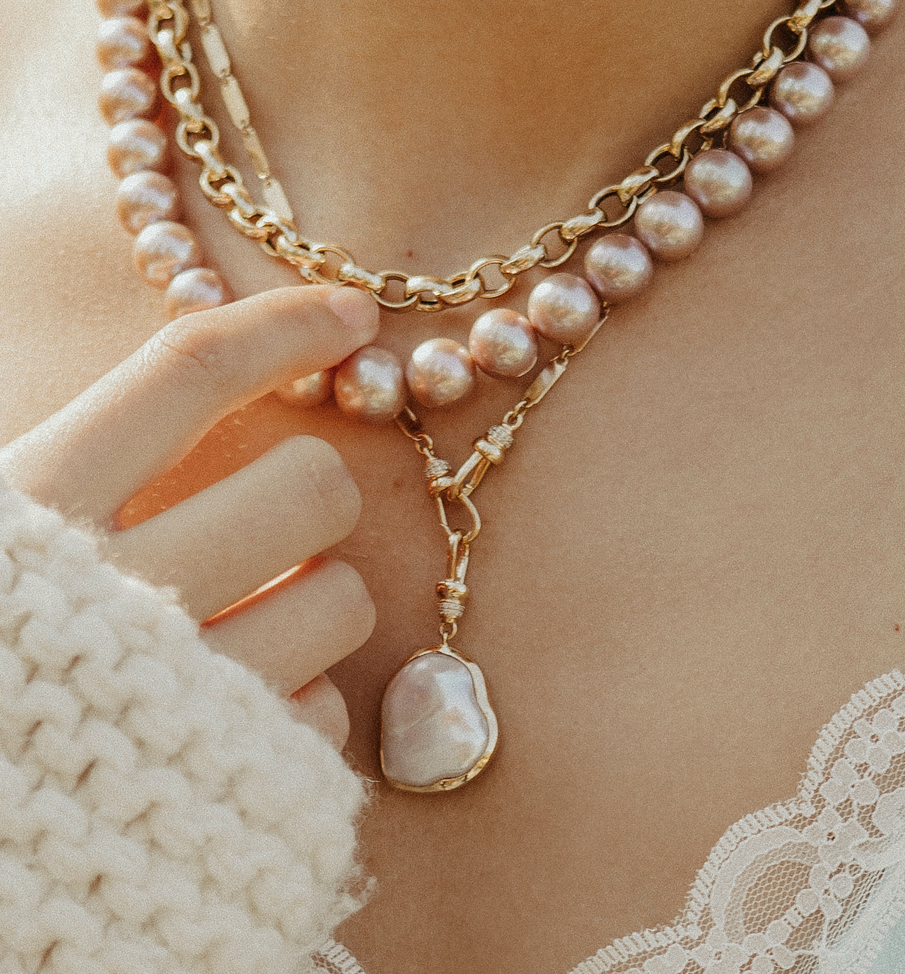 PINK PEARL NECKLACE