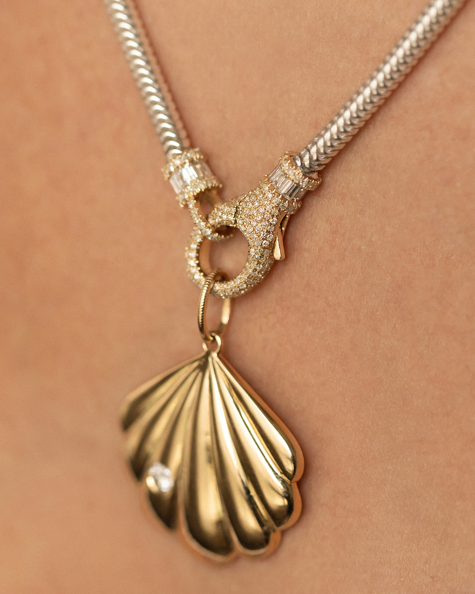 14K GOLD SHELL CHARM