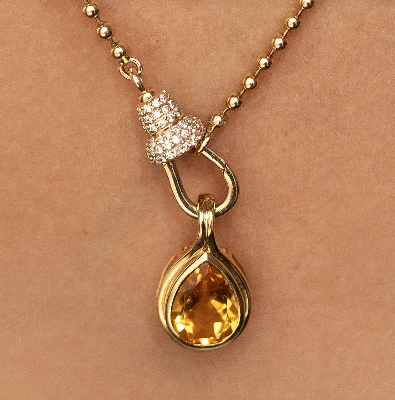 CITRINE & SOLID 14K GOLD CLIP CHARM