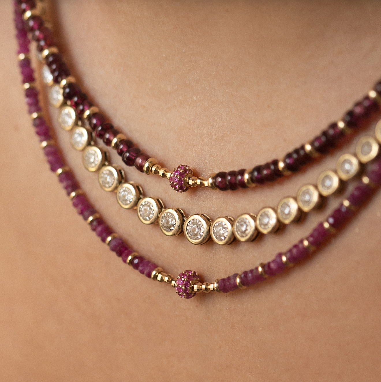 14K GOLD LARGE BEZEL DIAMOND  TENNIS NECKLACE
