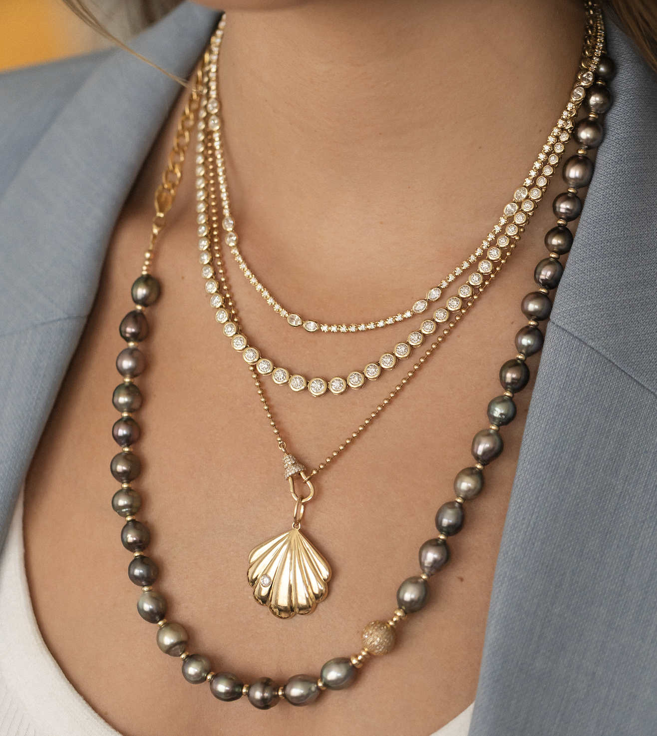 14K GOLD SHELL CHARM