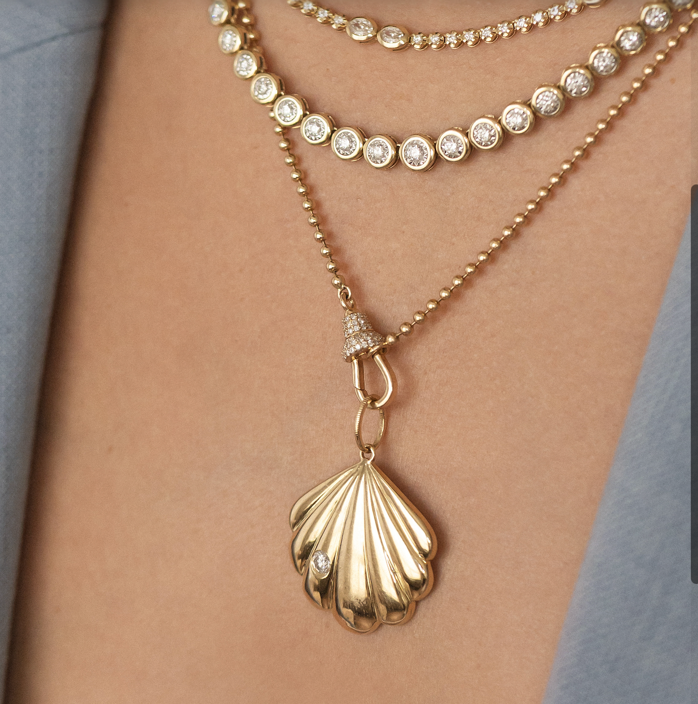 14K GOLD SHELL CHARM