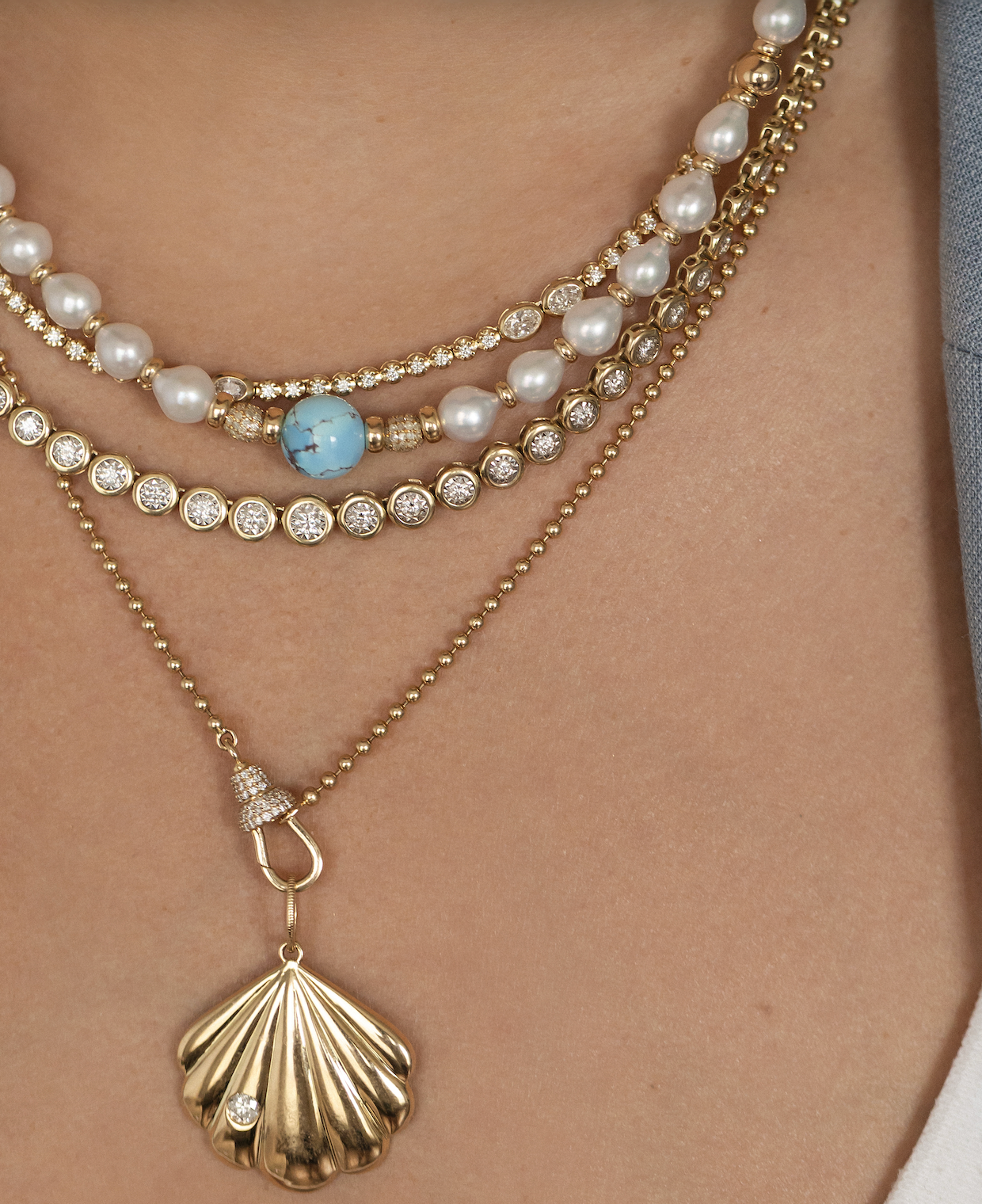 14K GOLD SHELL CHARM
