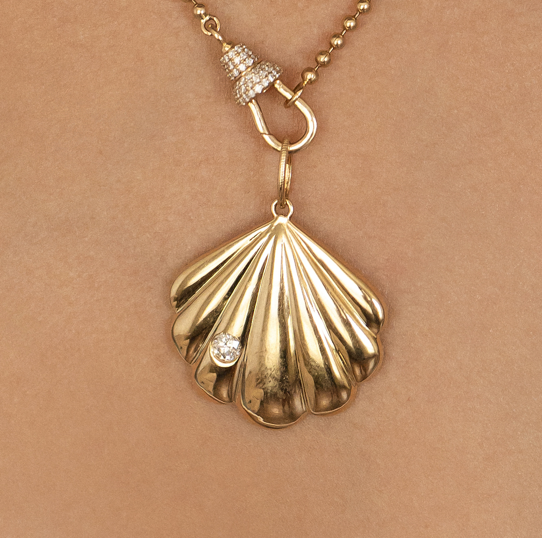 14K GOLD SHELL CHARM