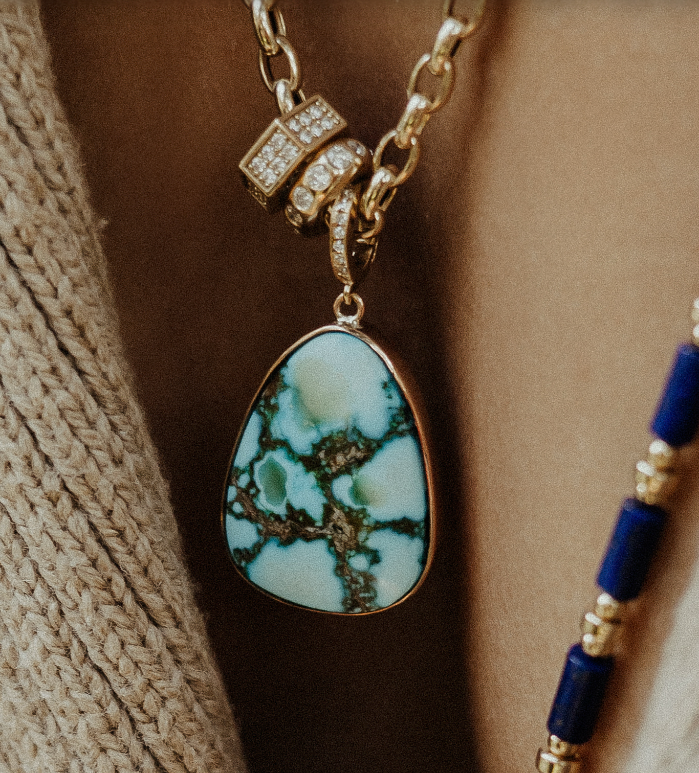 TURQUOISE AMULET SET IN SOLID GOLD WITH DIAMOND CLIP BAIL