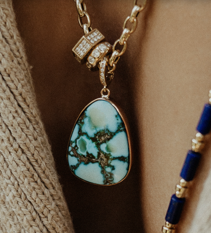 TURQUOISE AMULET SET IN SOLID GOLD WITH DIAMOND CLIP BAIL