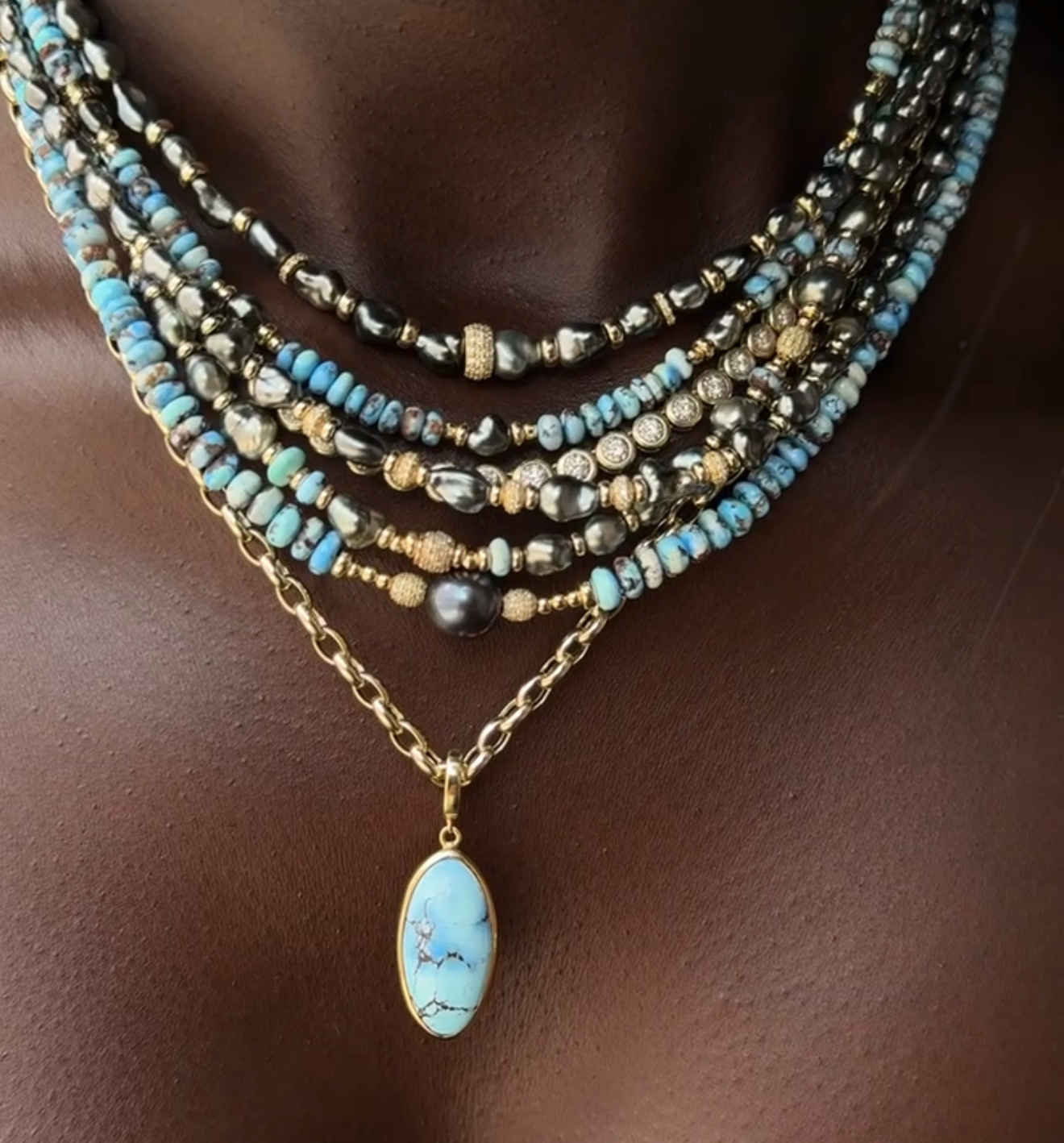 GOLDEN HILL & TAHITIAN PEARL NECKLACE